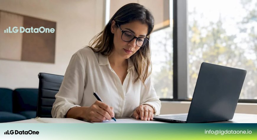 Cumplimiento de cookies y privacidad web Cumplimiento de cookies y privacidad web: guía práctica LG DATAONE 1 Cumplimiento de cookies y privacidad web. Profesional encargado de analizar y verificar la documentación relacionada con la privacidad